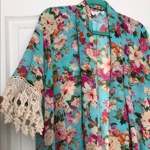 Lace Trim Aqua Floral Kimono